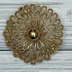 VTG  Crown Trifari signed Domed Chrysanthemum Mum Flower Brooch/Pin